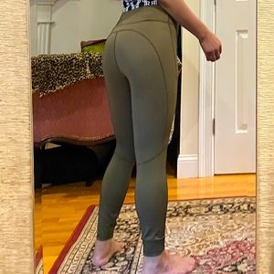 Yoga’s pants